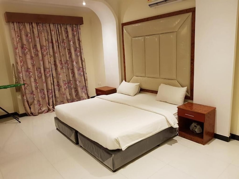 Фото Methaq Hotel Suites