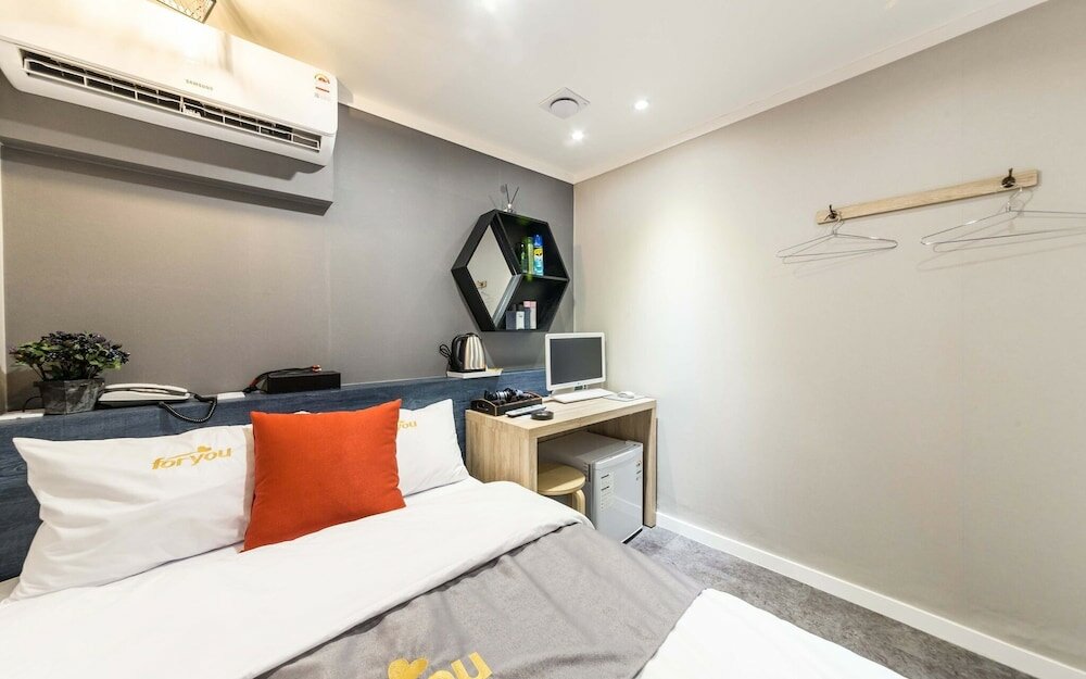 Фото Yeongdeungpo For U