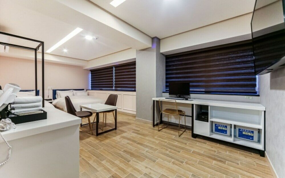 Фото Busan Haeundae Flos Hotel