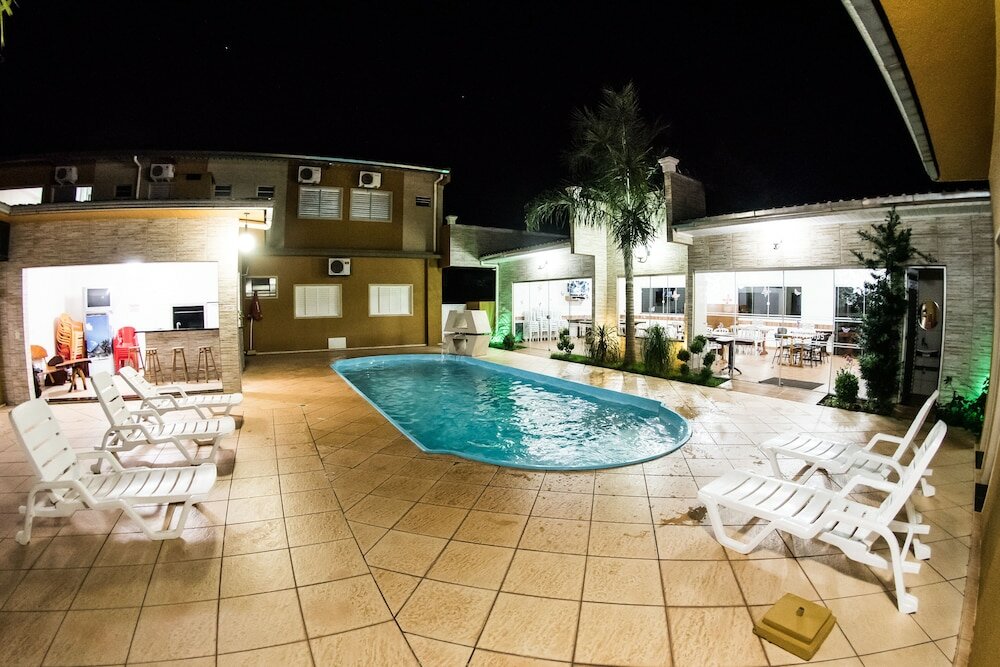 Фото Hotel Tito's