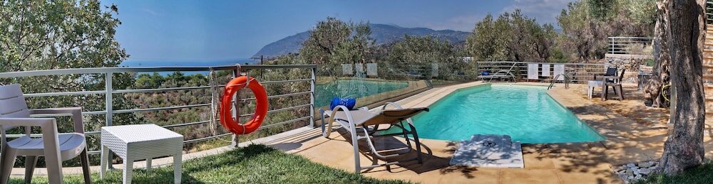 Фото Ouzo Houses 2