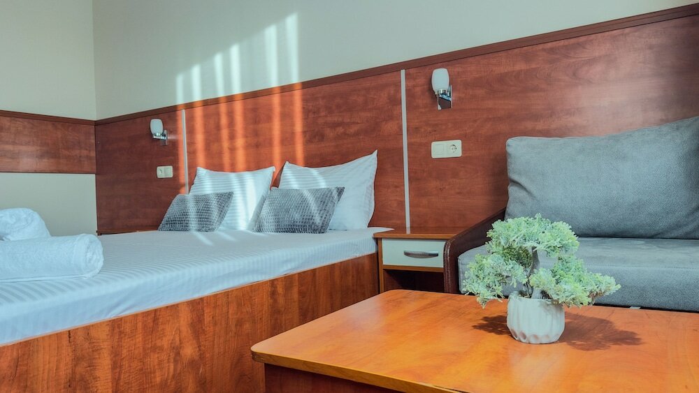 Фото Dezudava Hotel