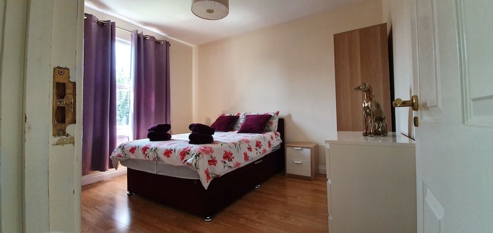 Фото Joseph House