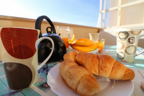 Гостиница Central Apartment On The Beach With Balcony, Wi-fi Air Conditioning Parking