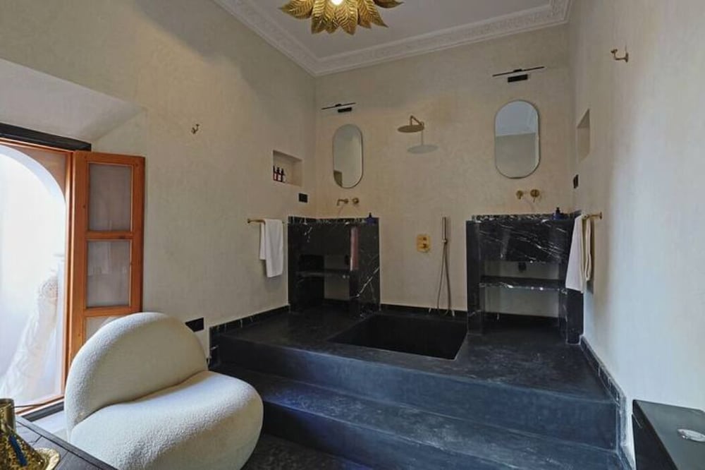 Фото Riad LallaBaya