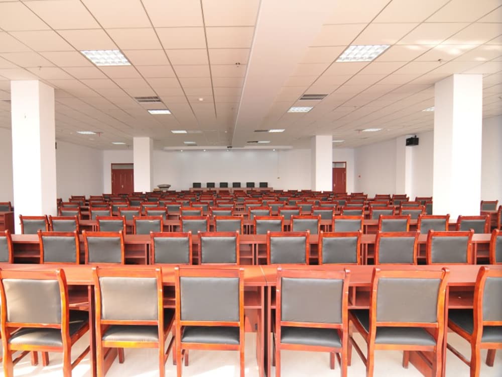 Фото GreenTree Inn ZhangJiaKou Qiaoxi District WuYi East Street JianXing Express Hotel