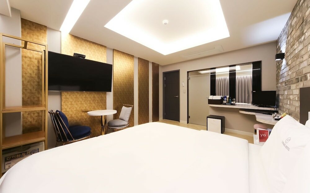 Фото Busan Hadan E Palace Hotel