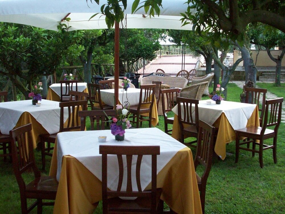 Фото Agriturismo Il Borgo sul Lago