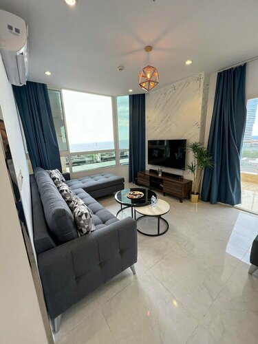 Апартаменты Vanquish Red Sea View в Джидде