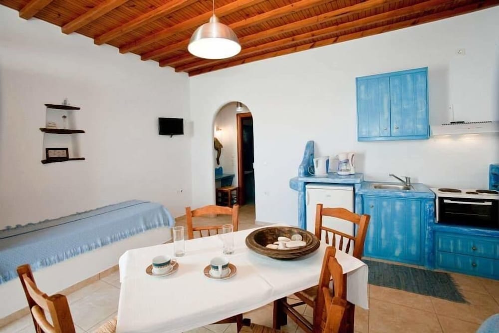 Фото Antique Apartments