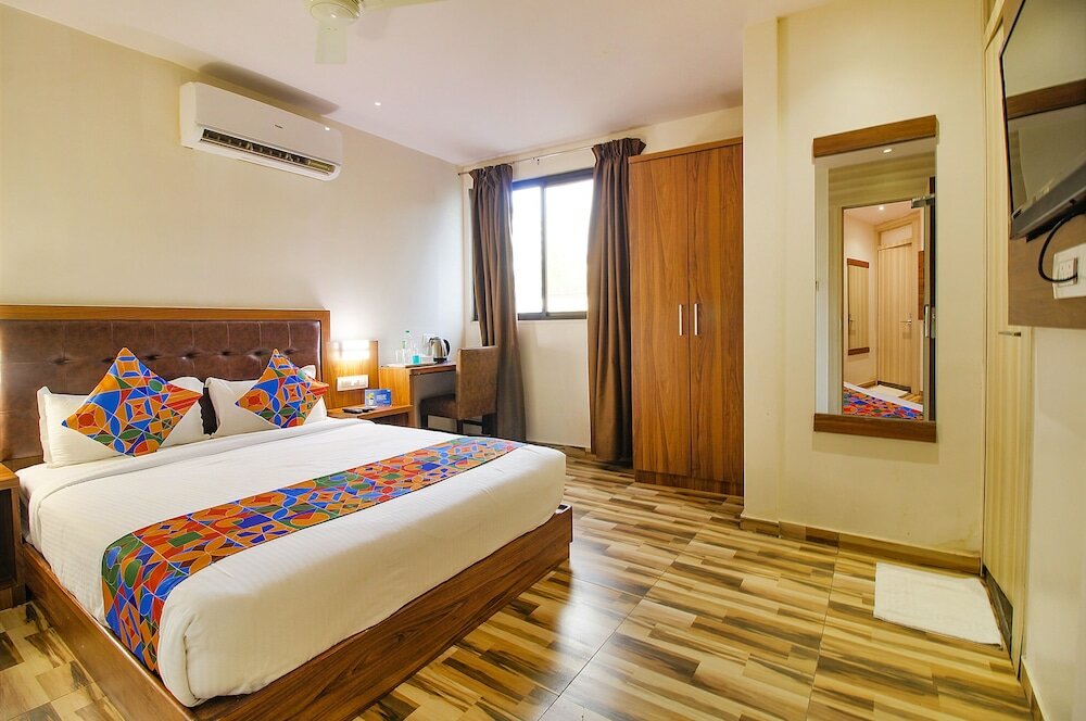 Фото Fabhotel Seven Olives