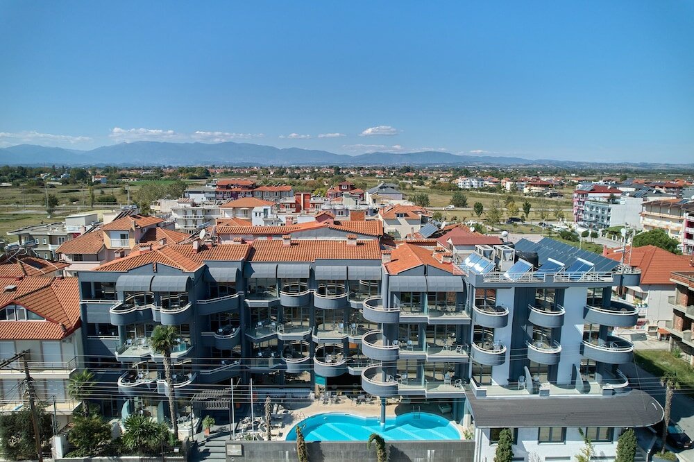 Фото Hotel Mediterranean Resort