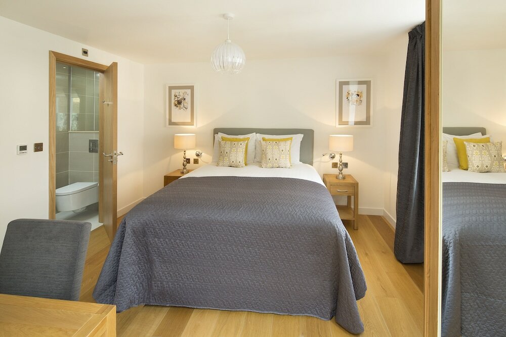 Фото Cambric by Q Apartments