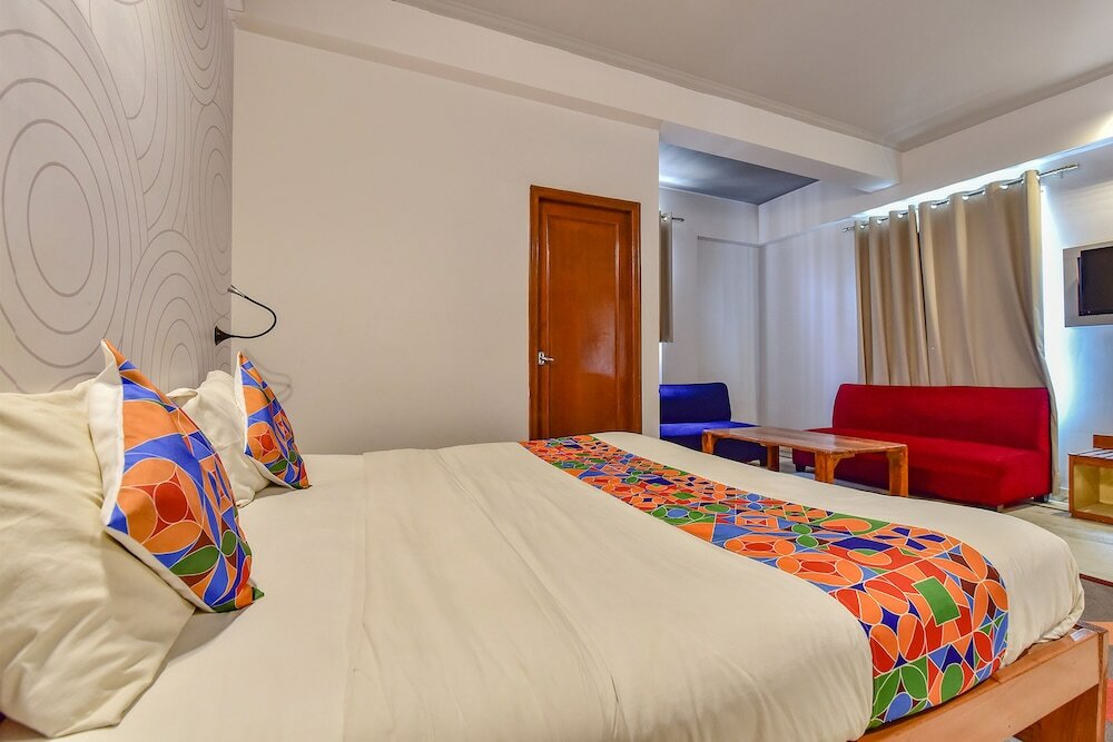 Фото Fabhotel Urban Stay