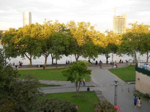 Фото City Apartment