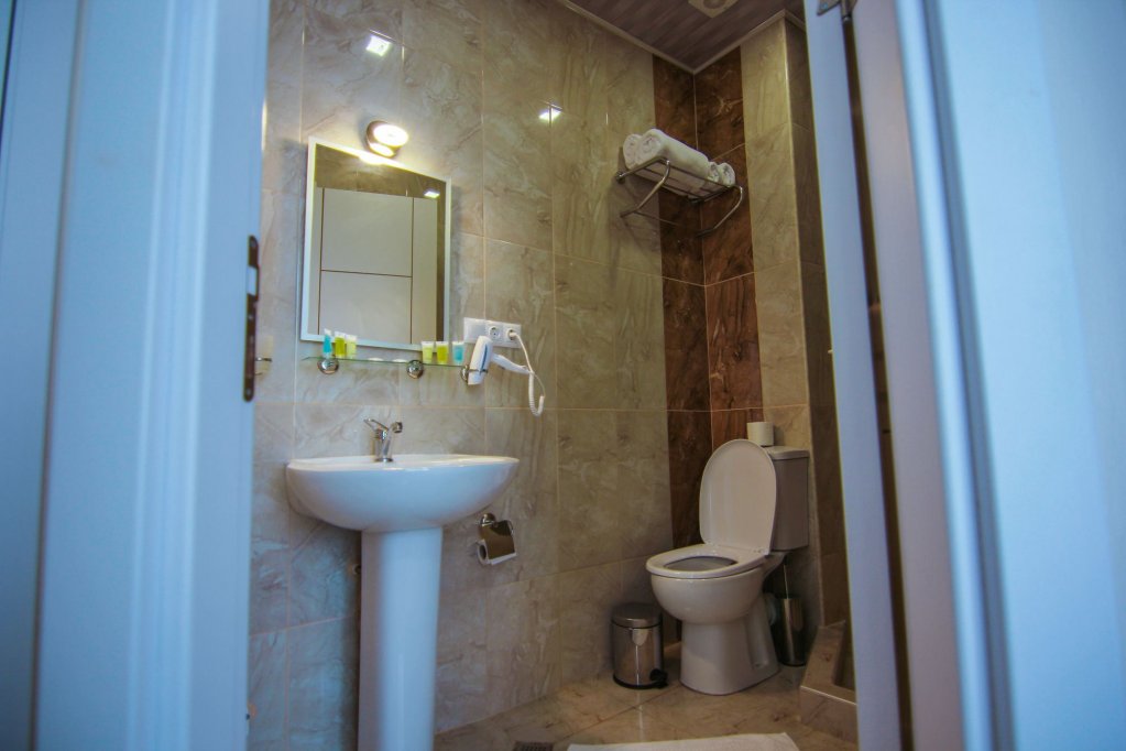 Фото Hotel Green Glass