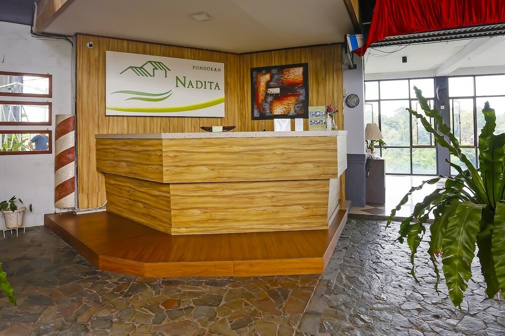 Фото Oyo 92218 Pondokan Nadita Homestay