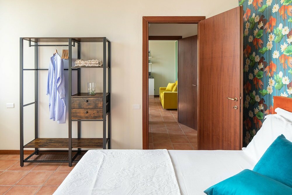 Фото Holiday Apartment 10- San Siro lake Como