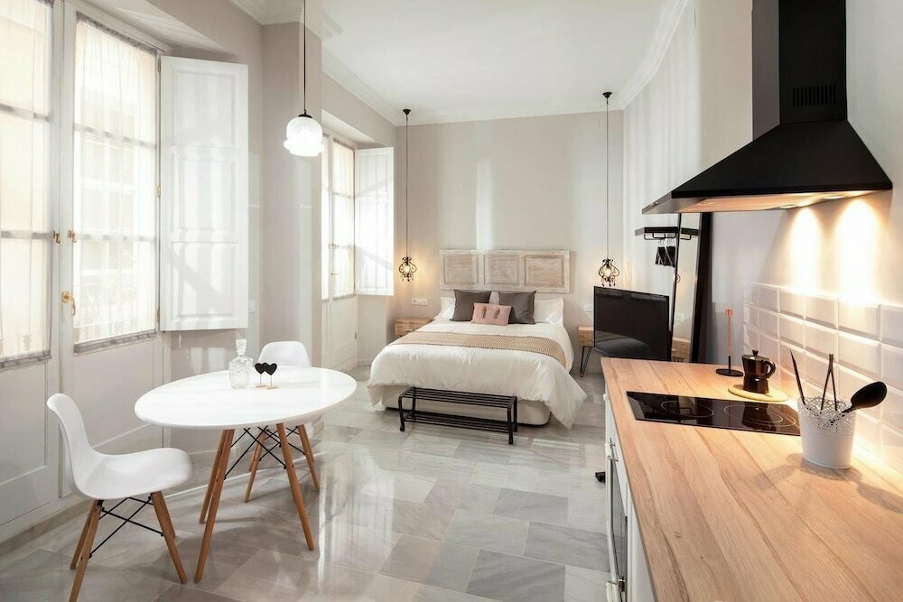 Hotel Romantic Estudio - Near Picasso Museum Malaga, Malaga, photo
