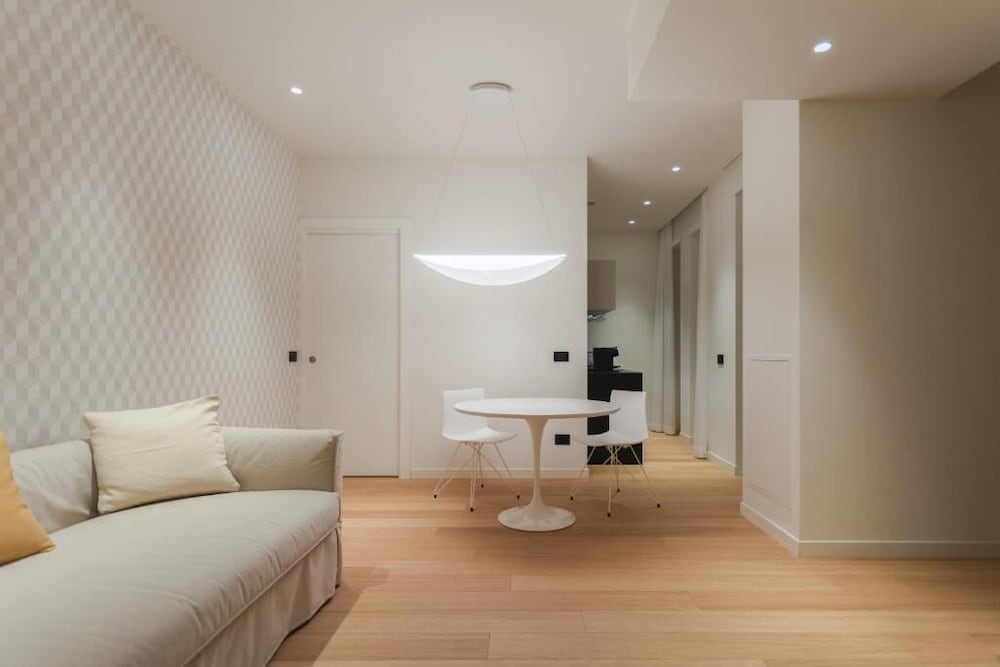 Фото Sant'Ambrogio Apartments