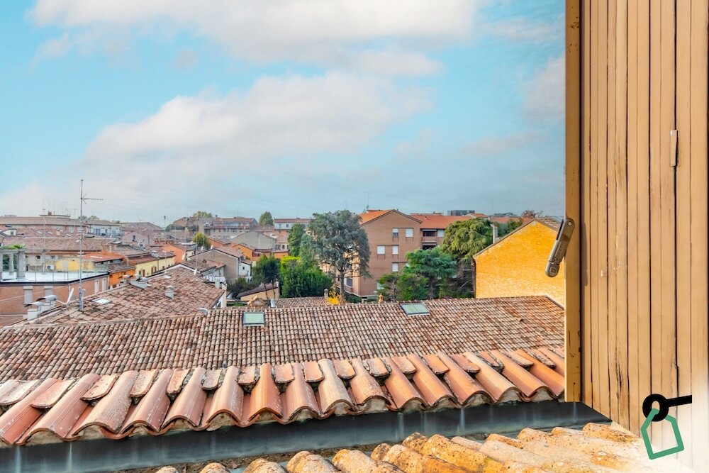 Фото Hotiday Hotel Ferrara