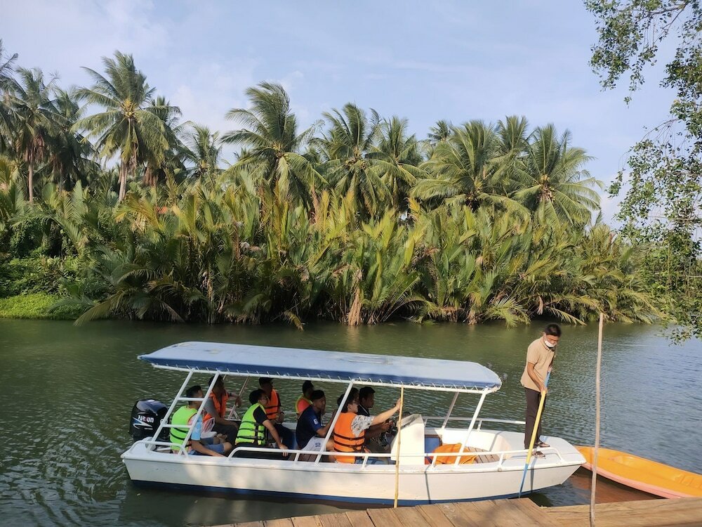 Фото Kampot Tropical Village