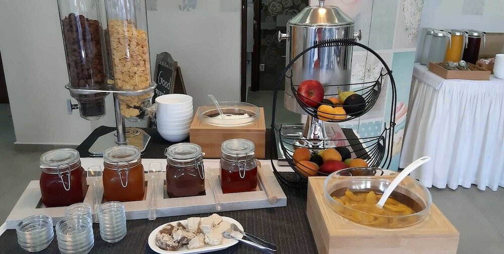 Фото Hotel Rodon