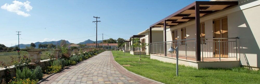 Фото Niriides Luxury Villas