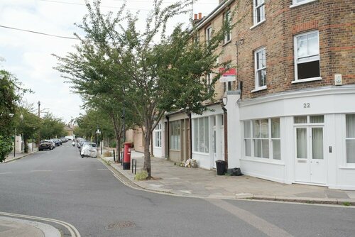 Classic Hammersmith Home by Ravenscourt Park by Underthedoormat
