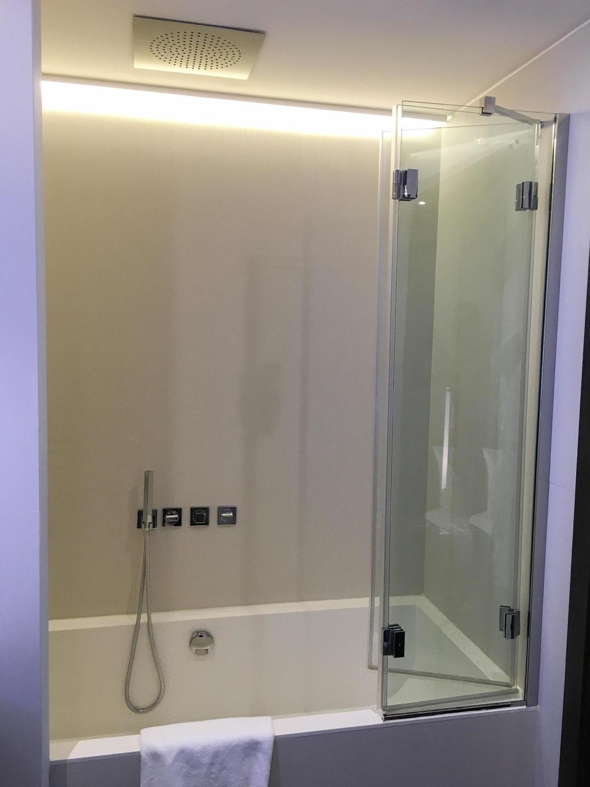 Фото Hyatt Centric Milan Centrale