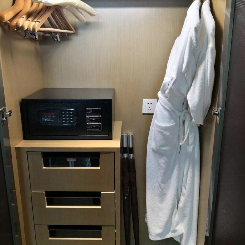 Фото Garman International Hotel