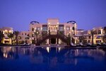 Shangri-La Hotel Apartments Qaryat Al Beri (Al Khor Street, 70), hotel