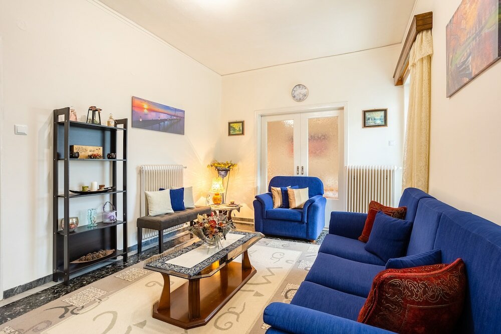 Фото Seaside Family Haven - Avia's Spacious Getaway