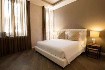 Фото Spagna Boutique Luxury Suites