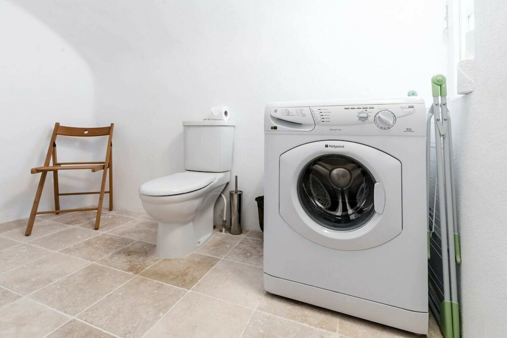 Фото 2 Bed 2 Bath Garden Flat in Victoria Pimlico