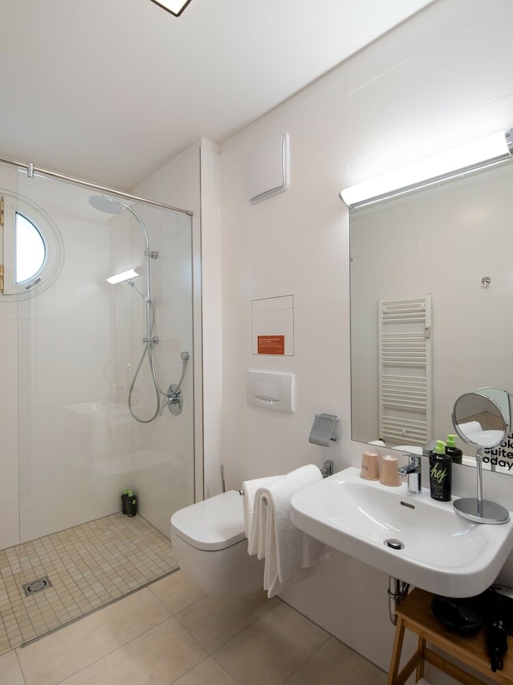 Фото Limehome Linz Friedrichstraße