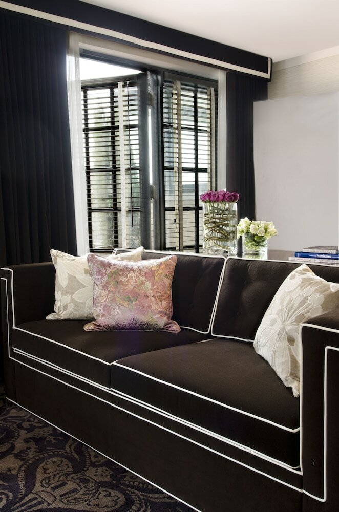 Фото 70 Park Avenue Hotel