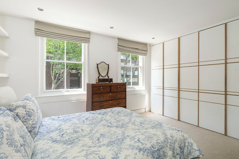 Фото Picturesque house with patio