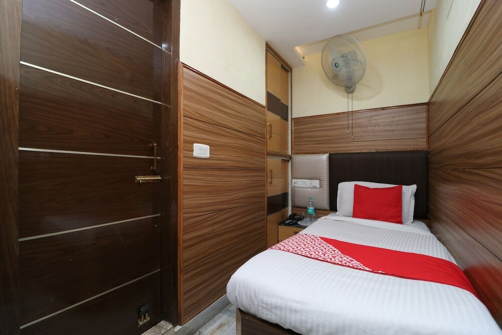 Фото Collection O 3504 Vivek International Hotel