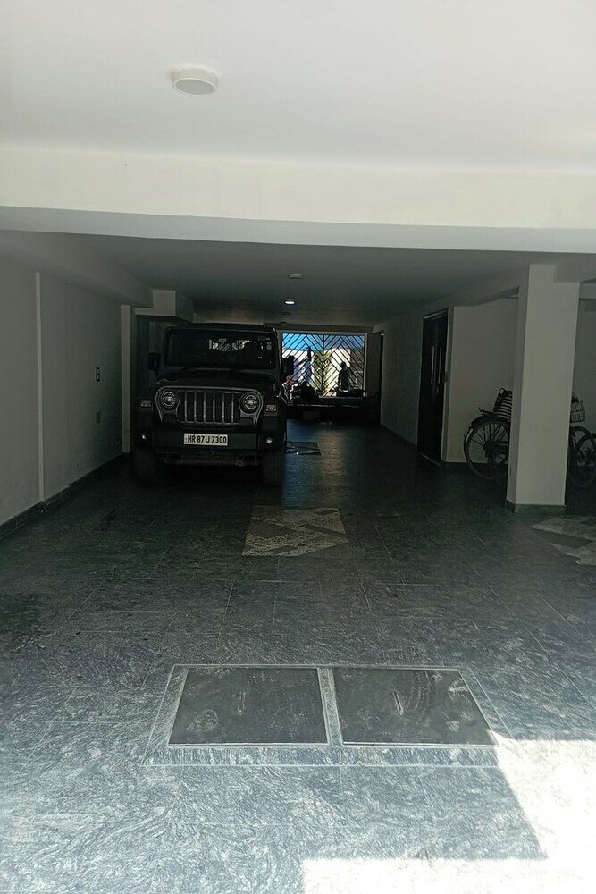 Фото Mintstar Apartment And Suites, East Of Kailash