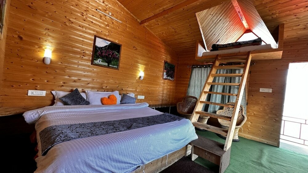 Фото Blue Poppy Resort