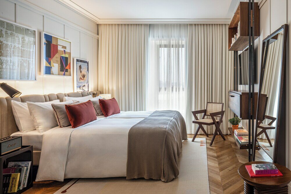 Фото отеля 3