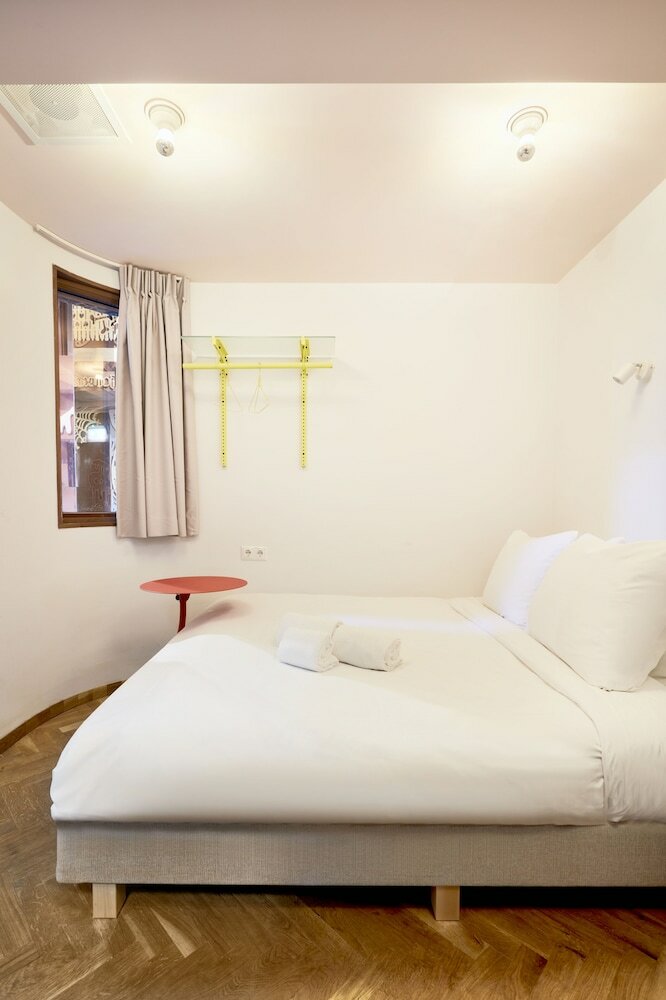 Фото Hotel Not Hotel Rotterdam