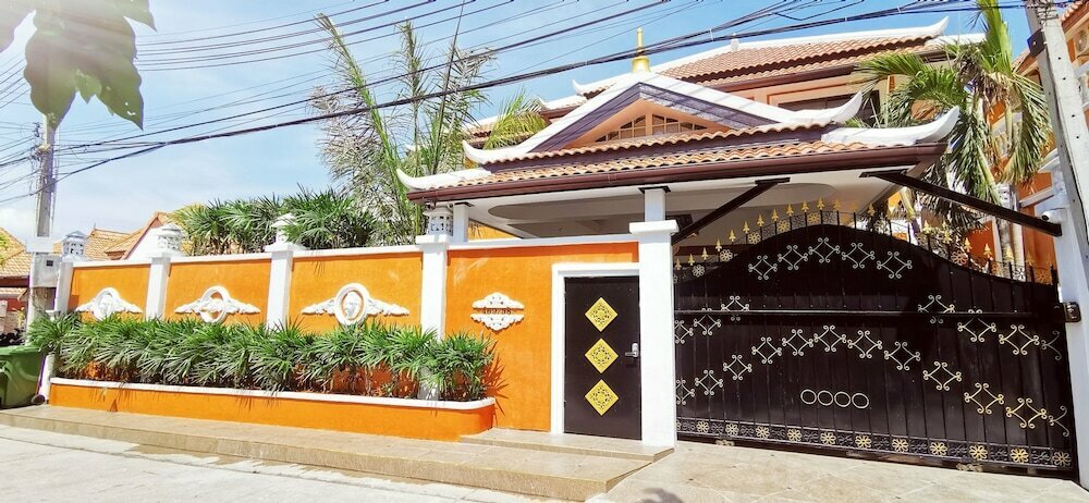 Hotel Land58 Pool Villa Pattaya - 7 Bedrooms, Pattaya, photo