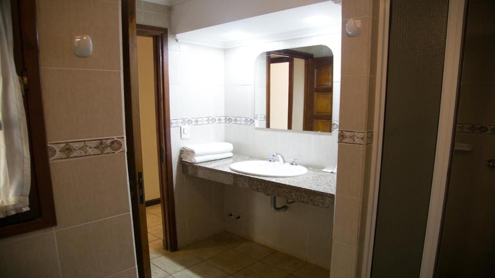 Фото Hotel Cabañas del Leñador