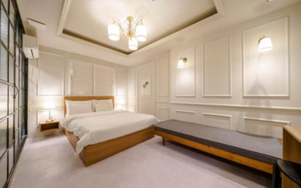 Фото Hotel Less Seoul