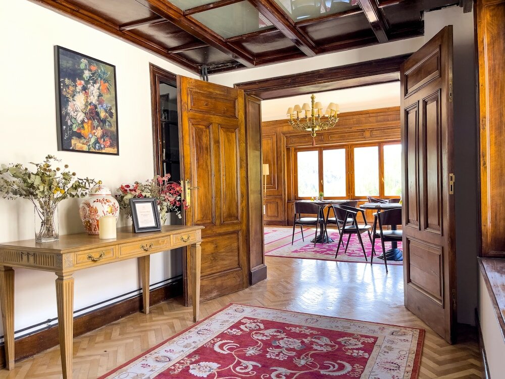 Фото Angelats Hotel