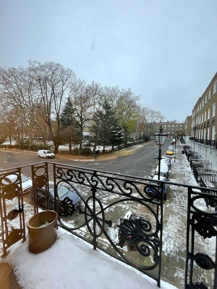 Фото Beautiful & Central 1 Bedroom Flat in Clerkenwell