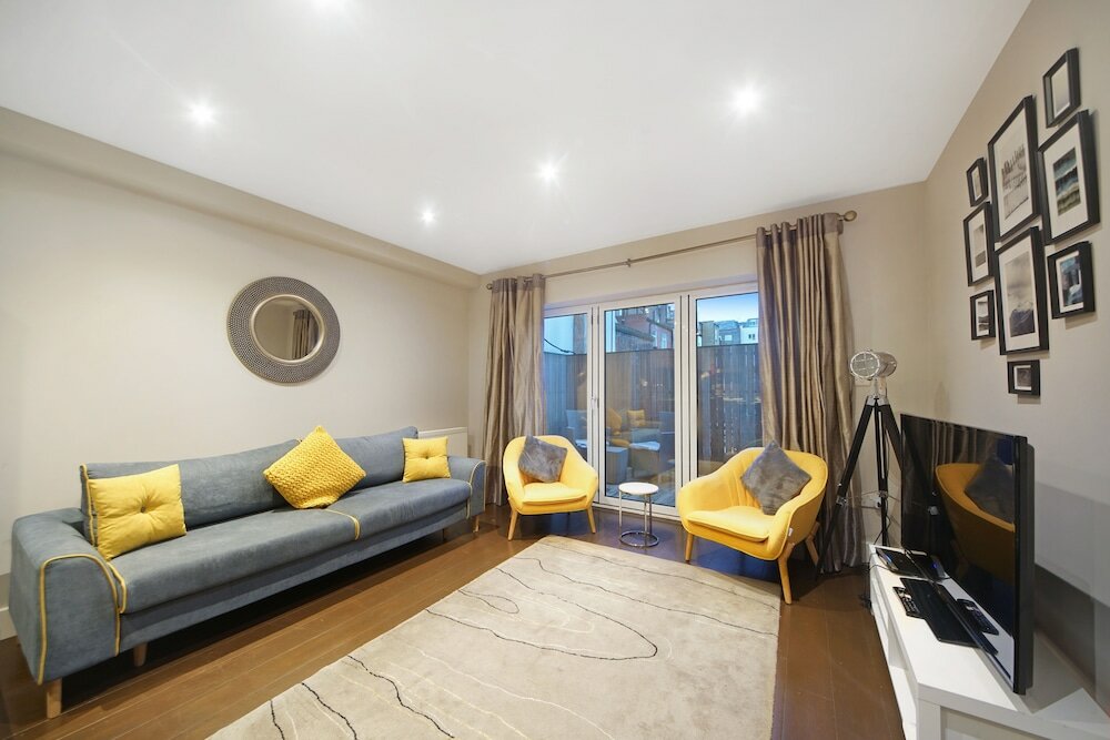 Фото Executive Apartments in Central London with WiFi