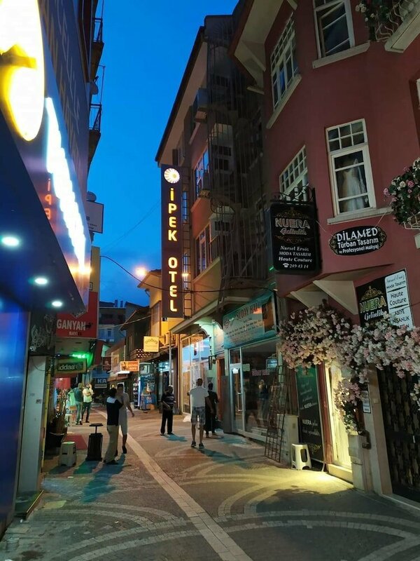 Гостиница İpek Hotel в Балыкесире